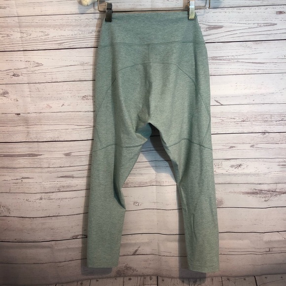 Outdoor Voices Warmup Crop leggings cactus mint - Picture 4 of 6